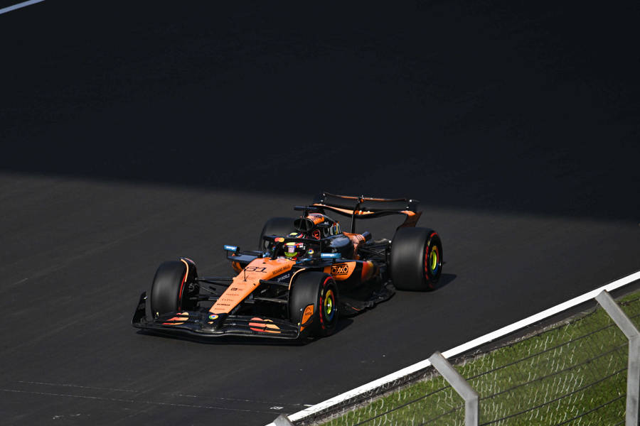 爱游戏娱乐平台-历史之夜：F1的一次经典冲刺的简单介绍