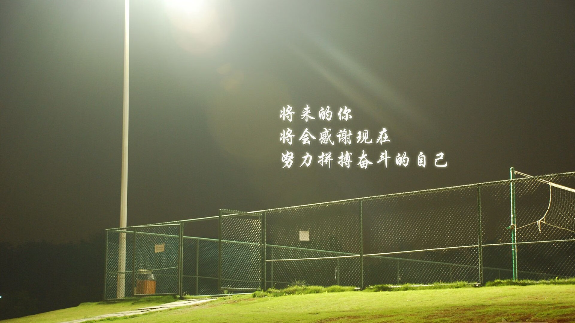 爱游戏下载-“峡谷追逐：深山之中的极速角逐”，峡谷the canyons