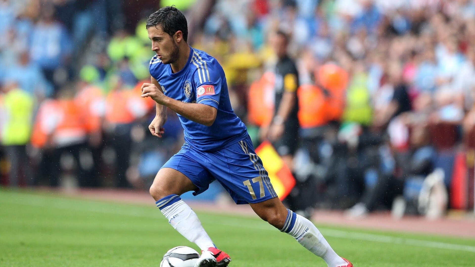 球迷自制海报，点亮欧冠赛场，欧冠海报,简笔画